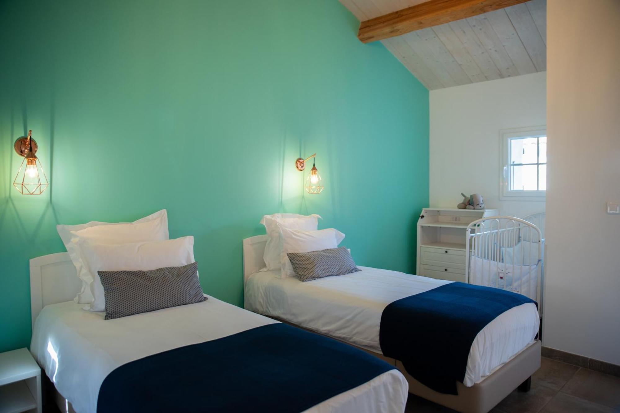 Domaine Forvent Bed & Breakfast Saint-Julien-de-Peyrolas Bagian luar foto